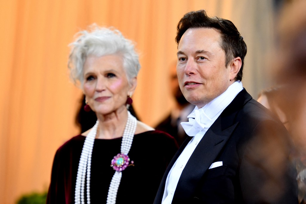 elon musk with his mother.jpg