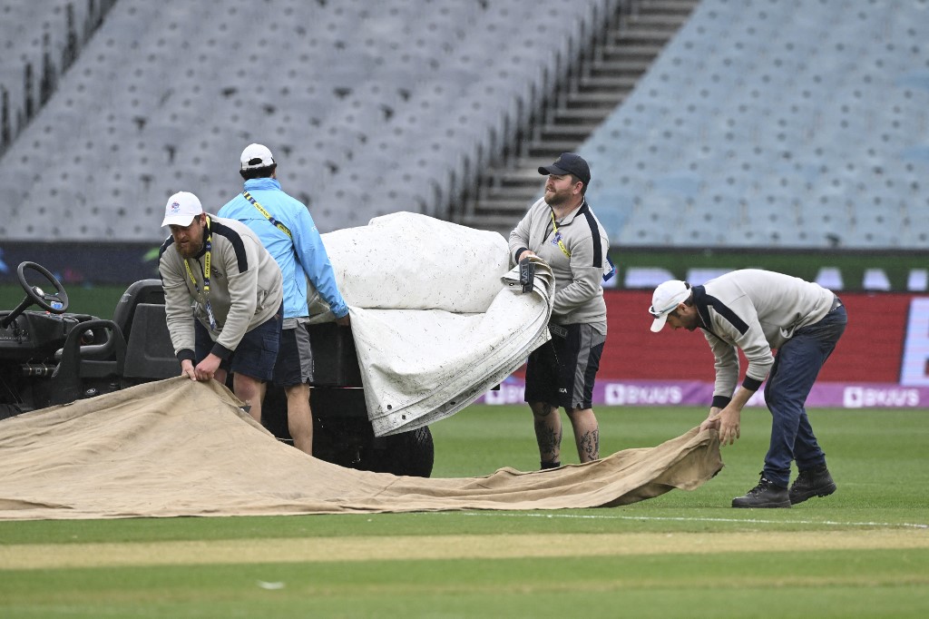 Melbourne Rain Cover.jpg