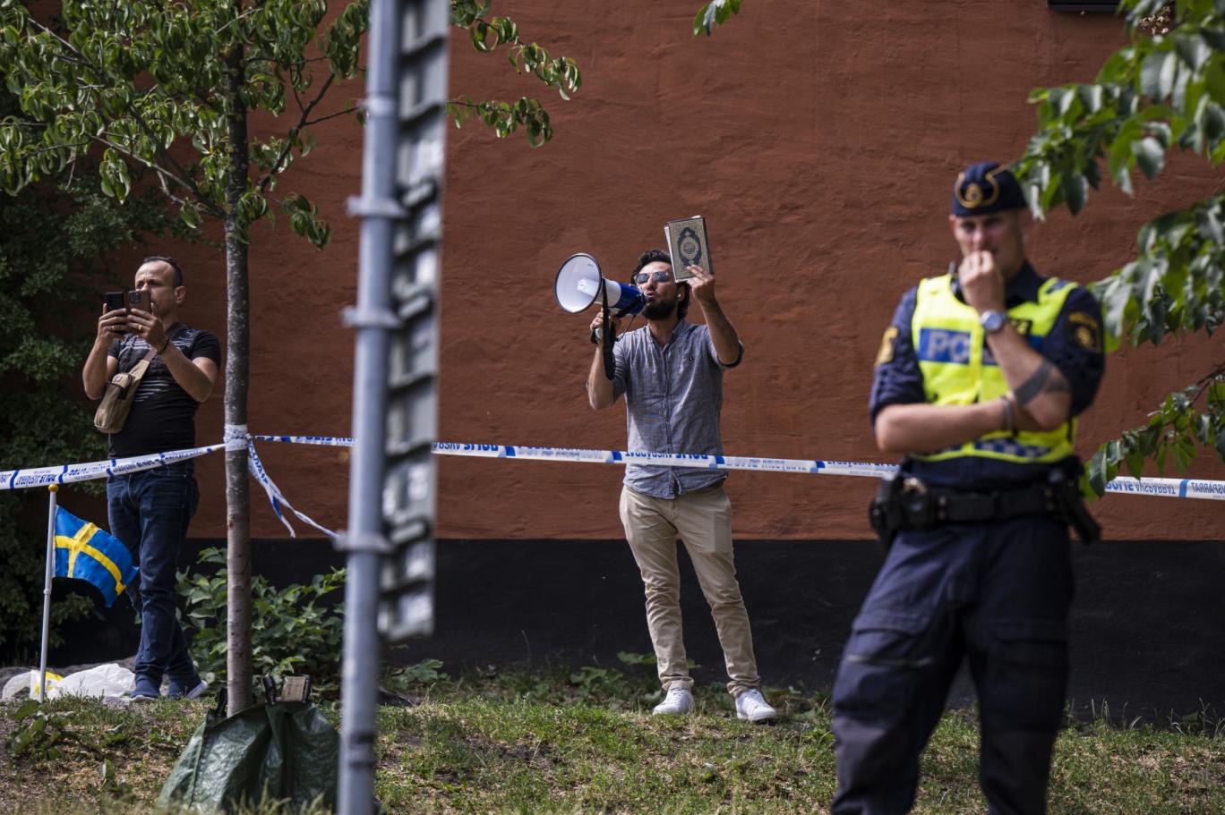 sweden quran protest.jpg