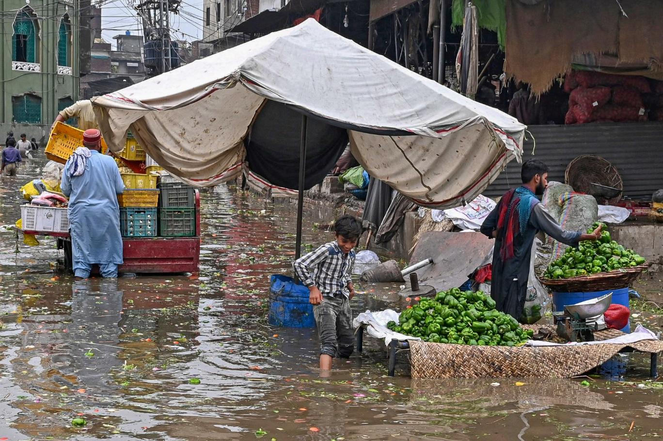 Pakistan Lahore Rain