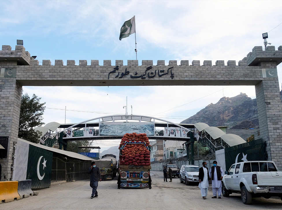 Torkham Trade Gate.jpg