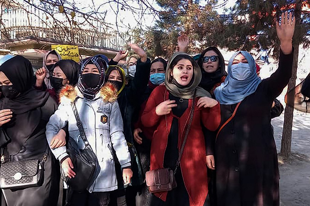 afghan women protest 