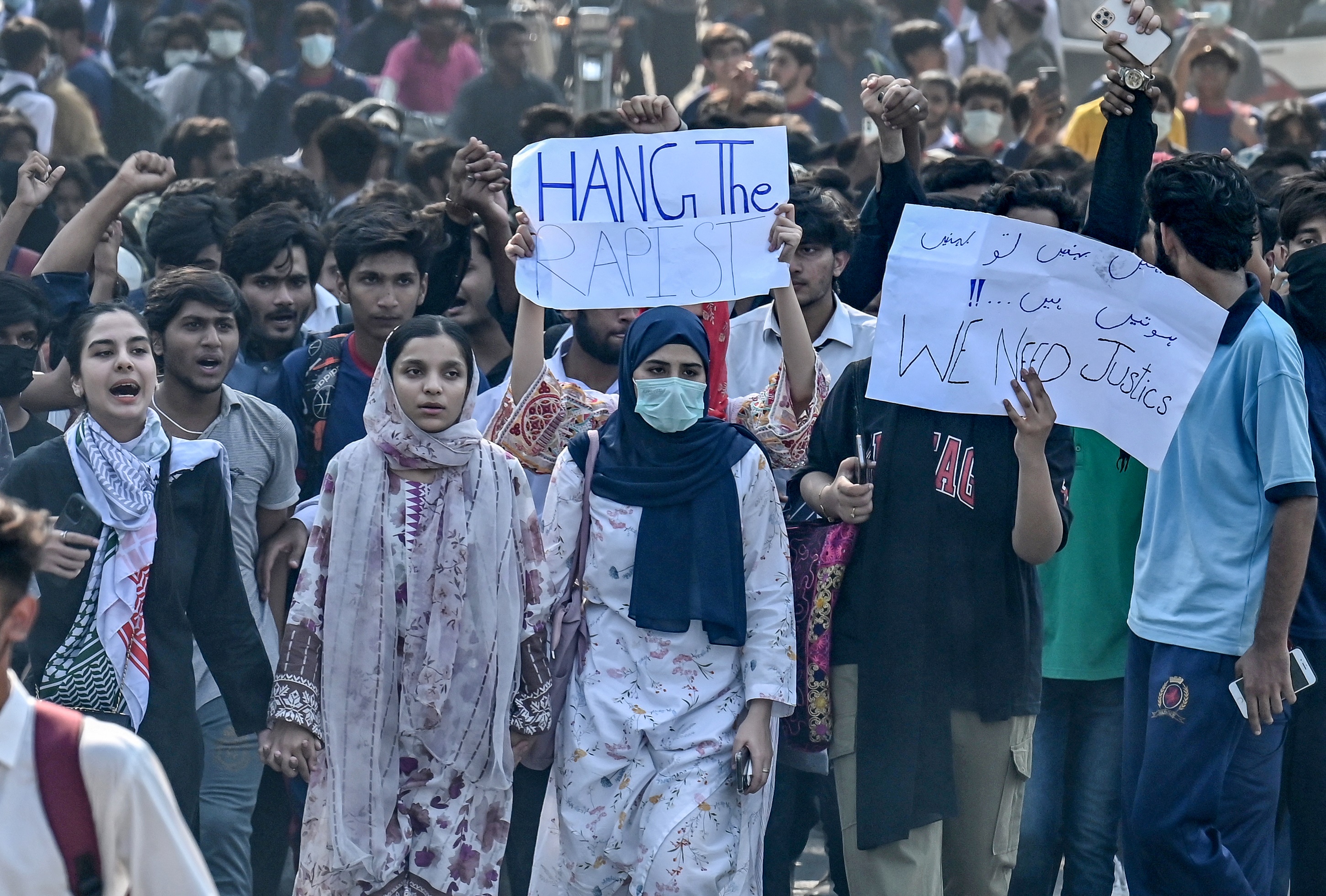 Lahore_rape_Protest.jpg