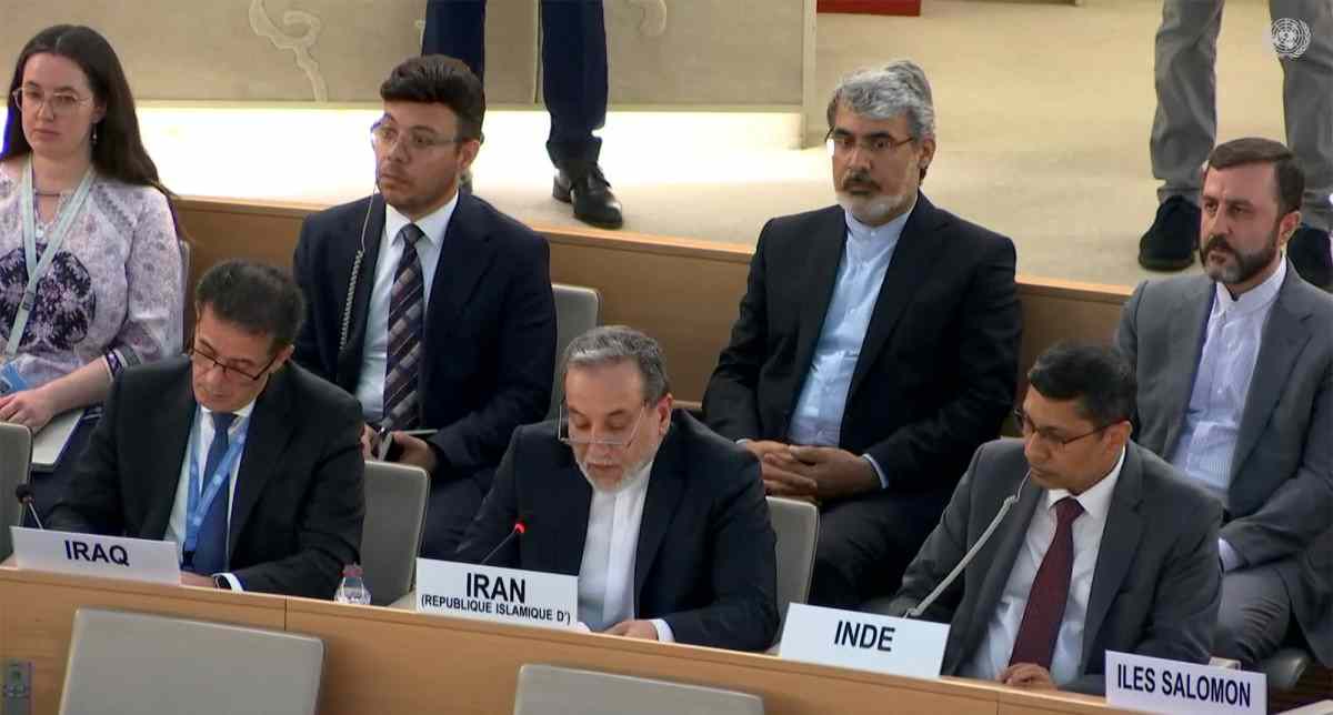 Iran foreign minister.jpg