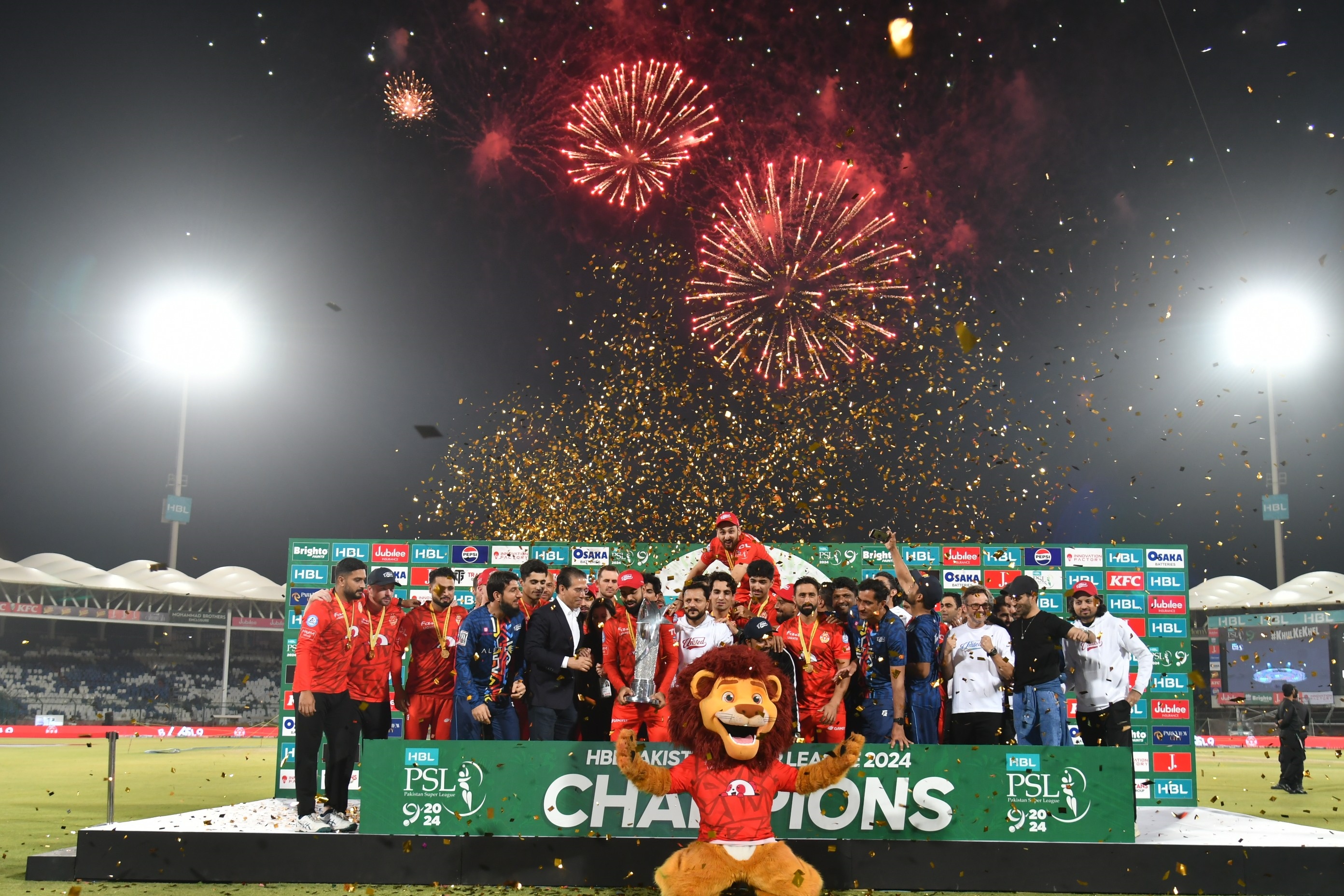 IslamabadUnitedPSL9winners.jpg