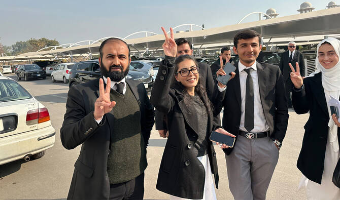 emaan mazari.jpg emaan mazari.jpg