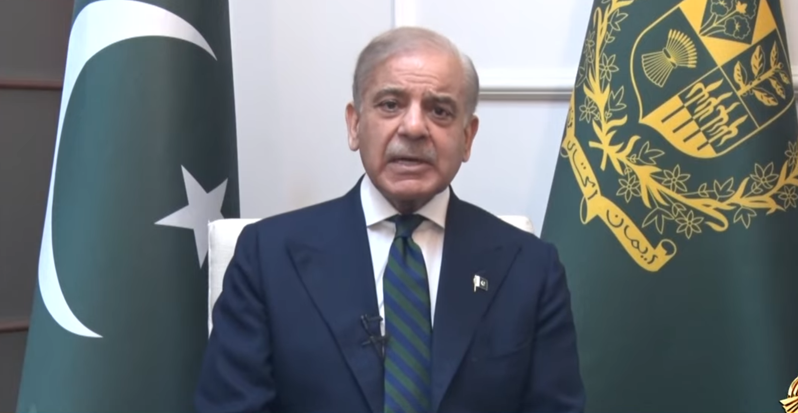 مشرق وسطیٰ میں امن کے لیے پاکستان فعال کردار ادا کر رہا ہے: وزیراعظم