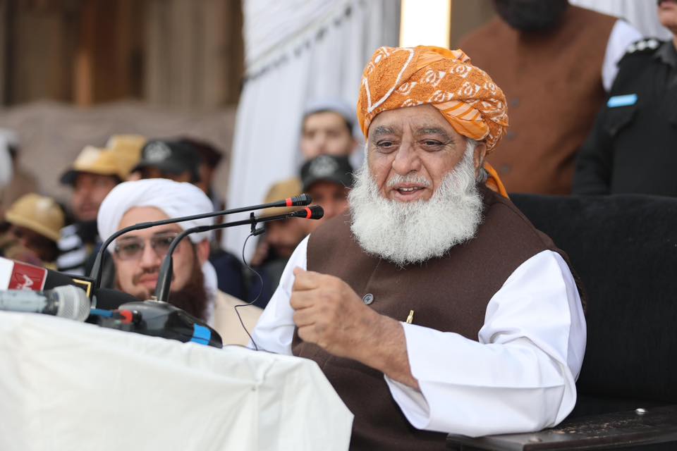 جماعت اسلامی مولانا کو اپنے نصاب میں شامل کرے