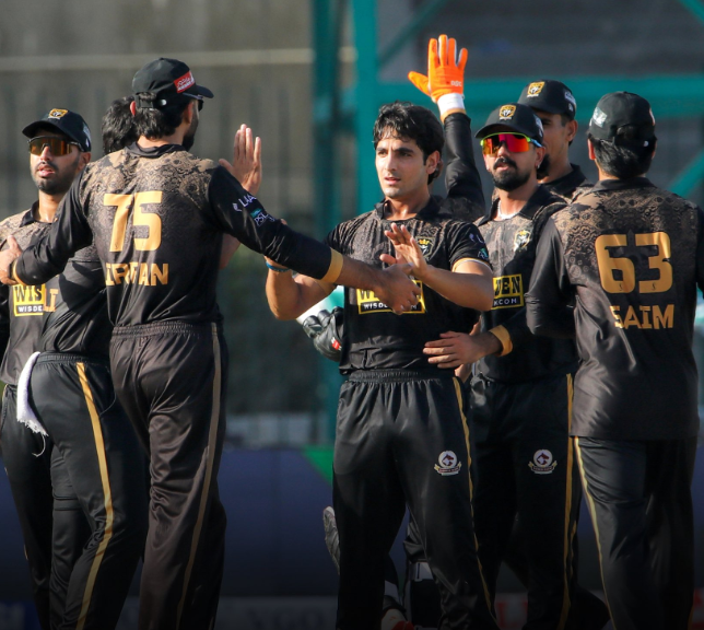 حیدرآباد کنگز پی ایس ایل پلے آف میں، لاہور قلندرز ایونٹ سے باہر