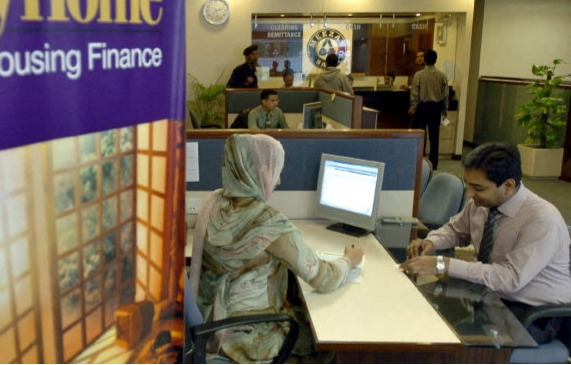 بینکرز کے دل نہیں ہوتے؟