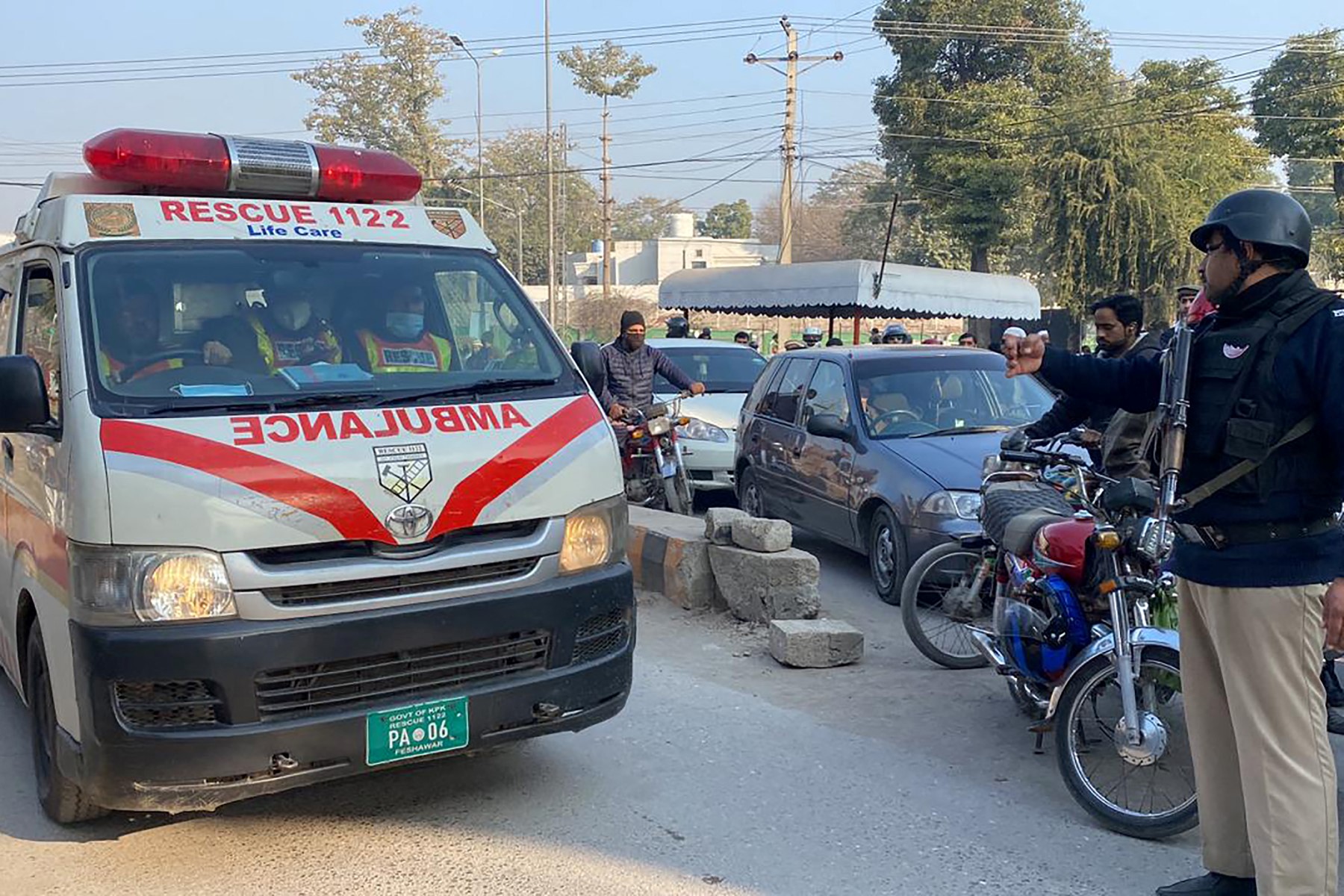 کوئٹہ: سرکاری ملازم نے بیوی، 4 بچوں کو قتل کر کے خ