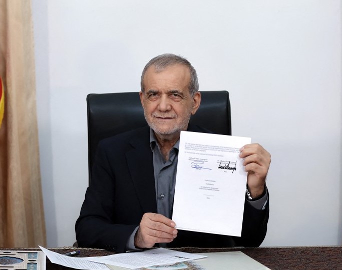 مذاکرات کی کامیابی کا انحصار طے شدہ ذمہ داریوں پر عمل درآمد ہے: ایرانی صدر
