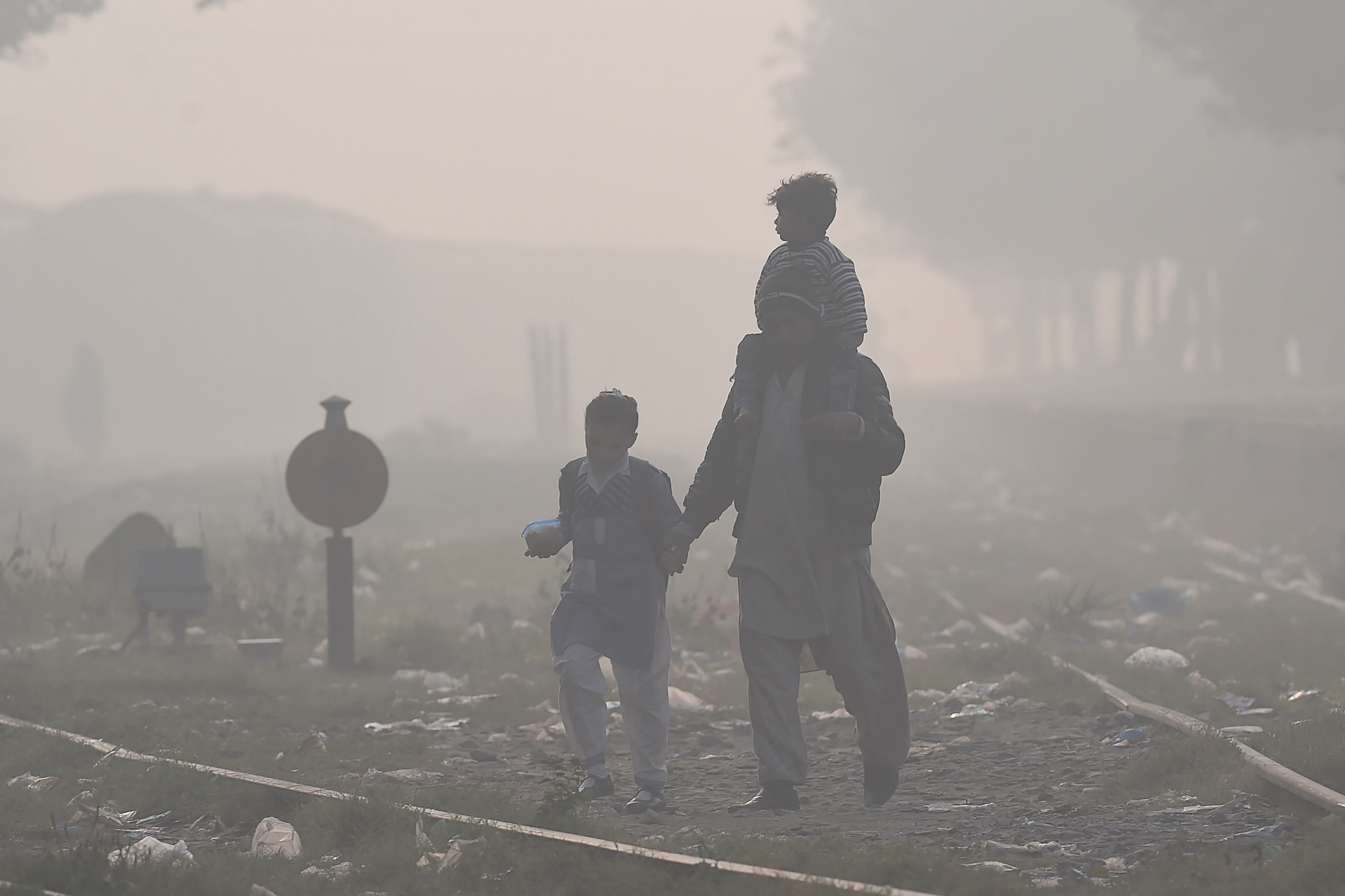 Schoolkidlahore.jpg Schoolkidlahore.jpg