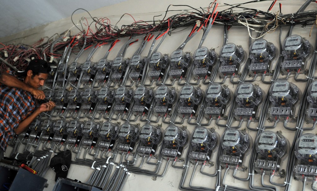 Electricity Meters.jpg Electricity Meters.jpg