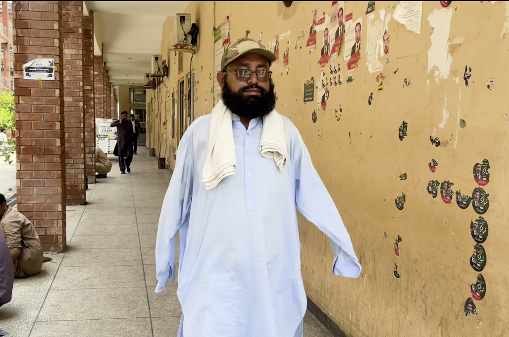 ’جب دونوں ہاتھ ہی نہیں تو پتھراؤ کیسے کرتا‘