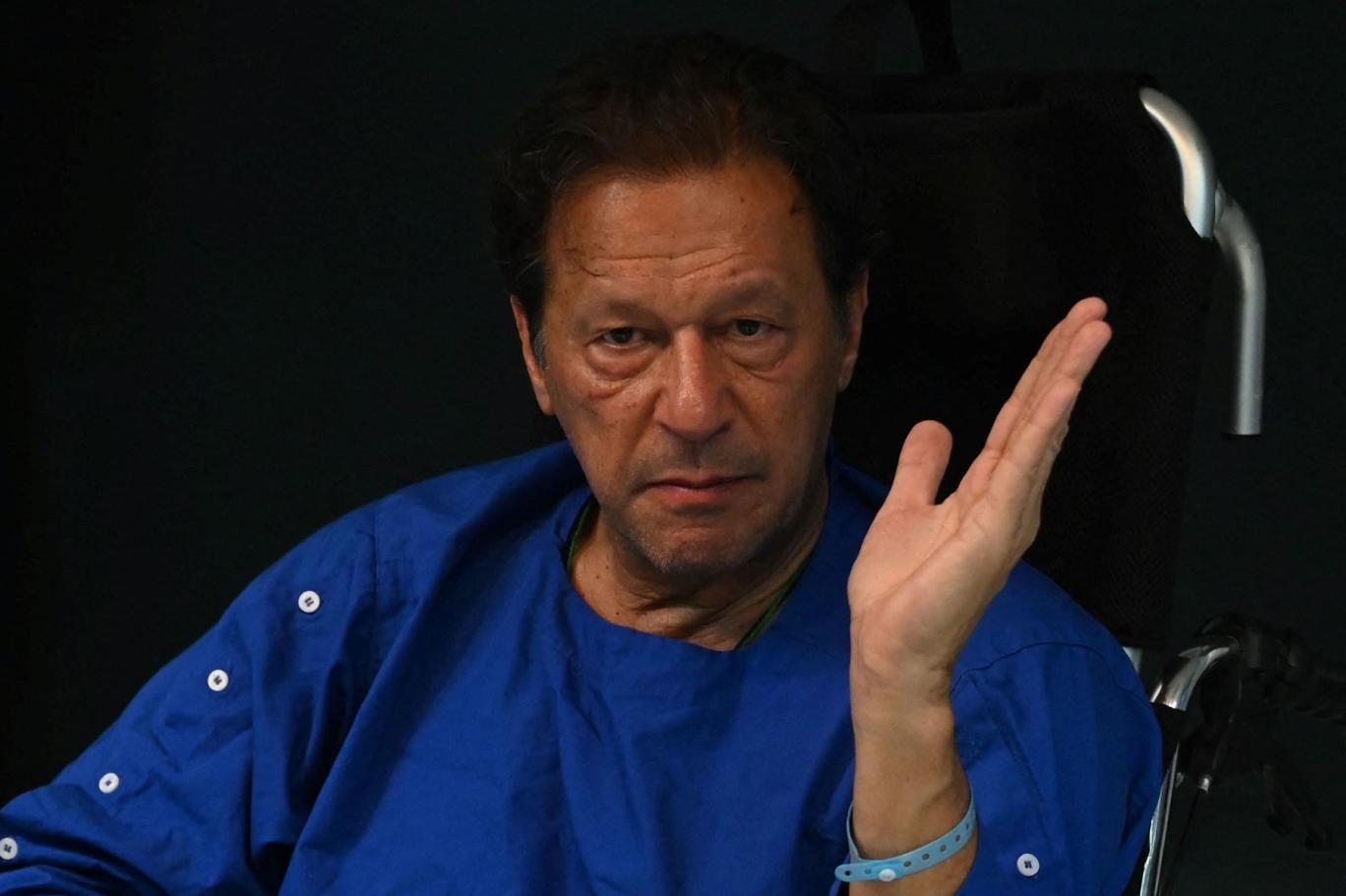 21 سابق کرکٹ کپتانوں کا وزیراعظم پاکستان کو خط، عمران خان سے متعلق 3 مطالبے