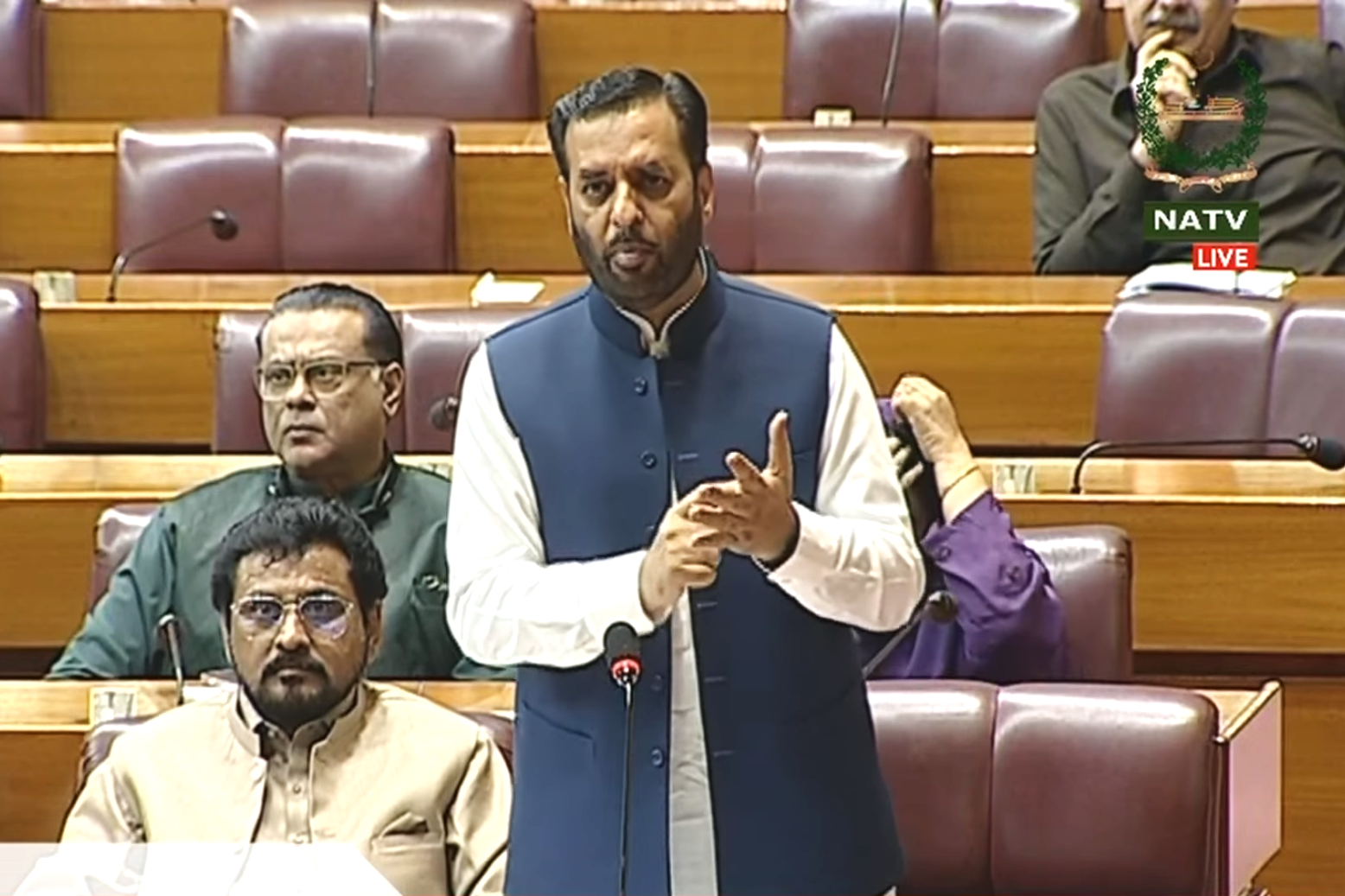 پمز آتشزدگی، ذمہ داروں کے خلاف ’سخت کارروائی کا مطالبہ‘: پارلیمنٹ میں قرارداد