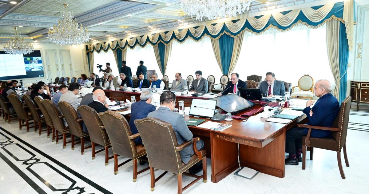 The decision to abolish 28 departments of the federal government