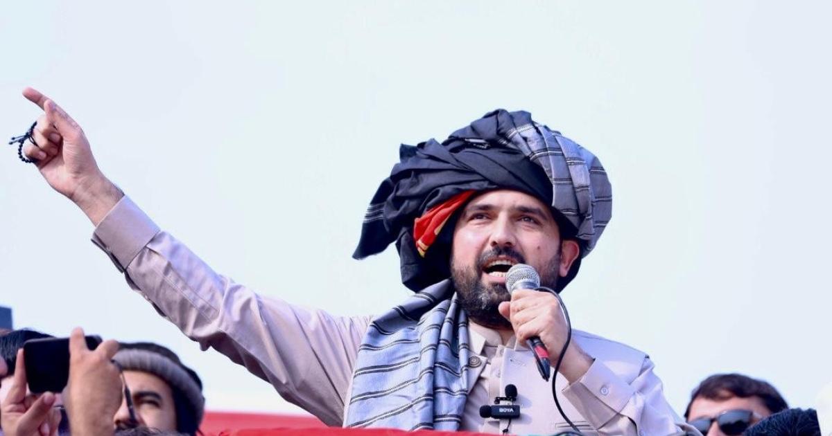 سہیل آفریدی کی ’گرفتاری‘ کی کوشش، کیا اب ان کا اڈیالہ جانا کم ہو جائے گا؟