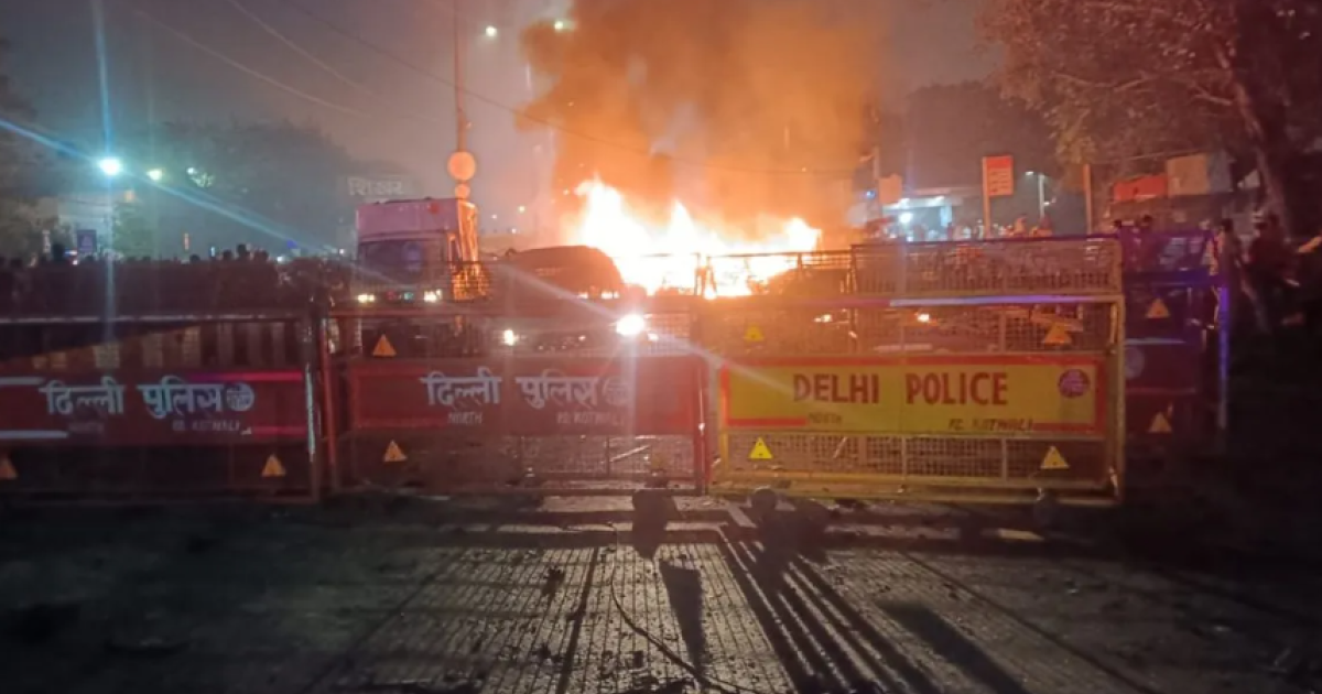 نئی دہلی: لال قلعے کے قریب کار دھماکے میں متعدد اموات