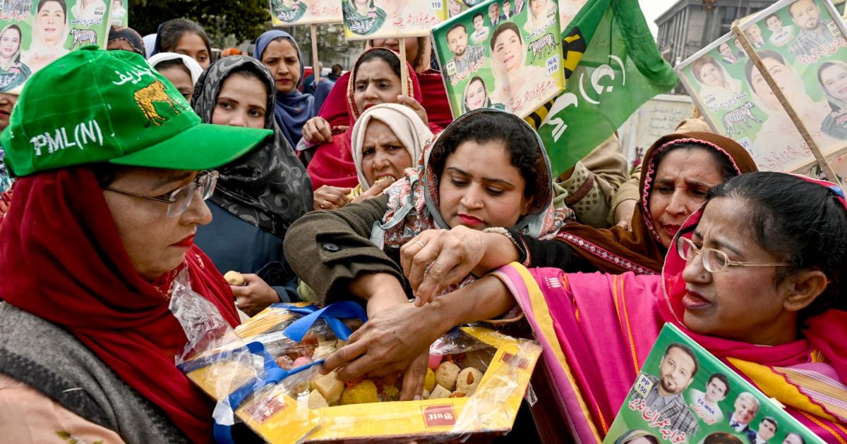 ضمنی انتخابات میں ن لیگ کی کامیابی پر وزیر اعظم کی مبارک باد