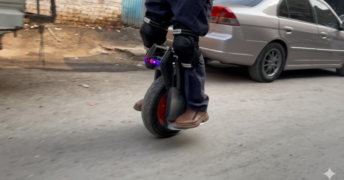 بچپن کا شوق مرنے نہیں دیا، ایک پہیے والی الیکٹرک سائیکل بنانے کی کہانی