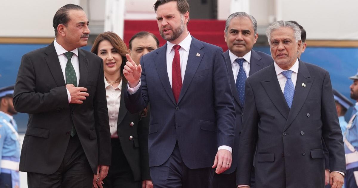 امریکی نائب صدر منگل کو اسلام آباد کا دورہ کریں گے: رپورٹ