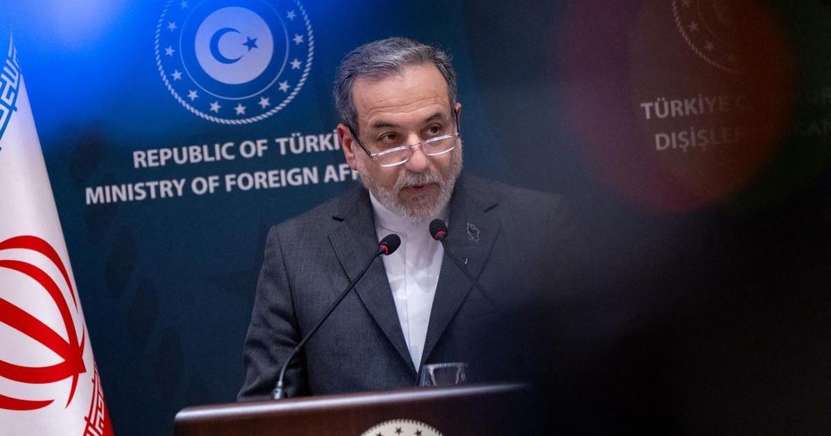 ایرانی وزیر خارجہ آج رات اسلام آباد واپس آئیں گے: رپورٹ