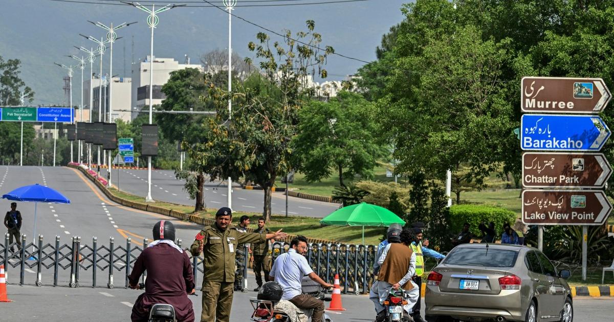 سفارتی کاری میں پاکستان کی اونچی اڑان اور عوام کا برا حال