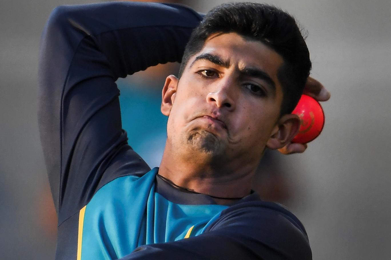 Мая шах. Вскрытый шах в шахматах задачи. Мая шах. Shah логотип. Двойной шах мат в 2 хода.