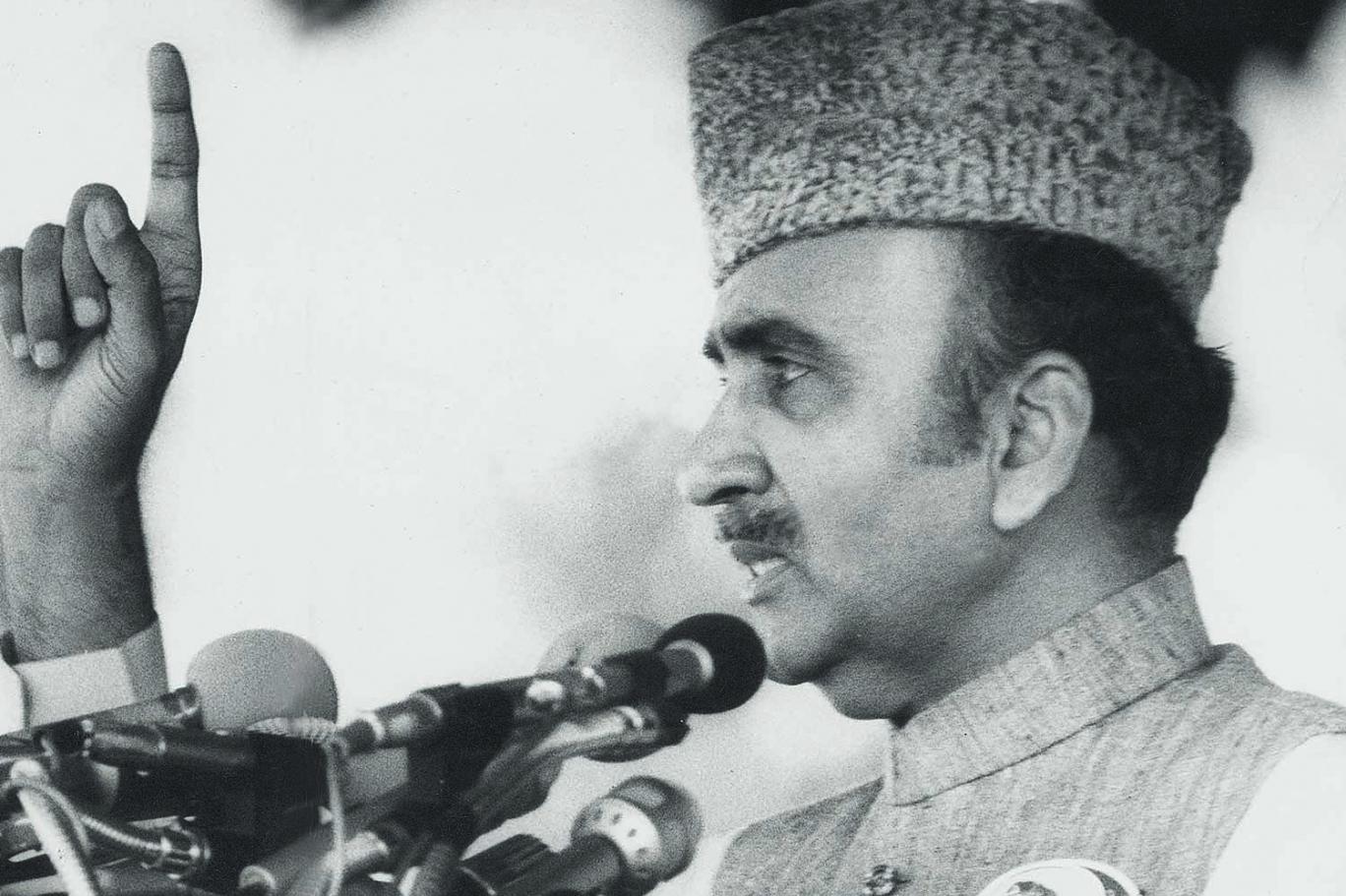جونیجو: جمہوری سیاست دان یا غیر سیاسی وزیراعظم؟ | Independent Urdu