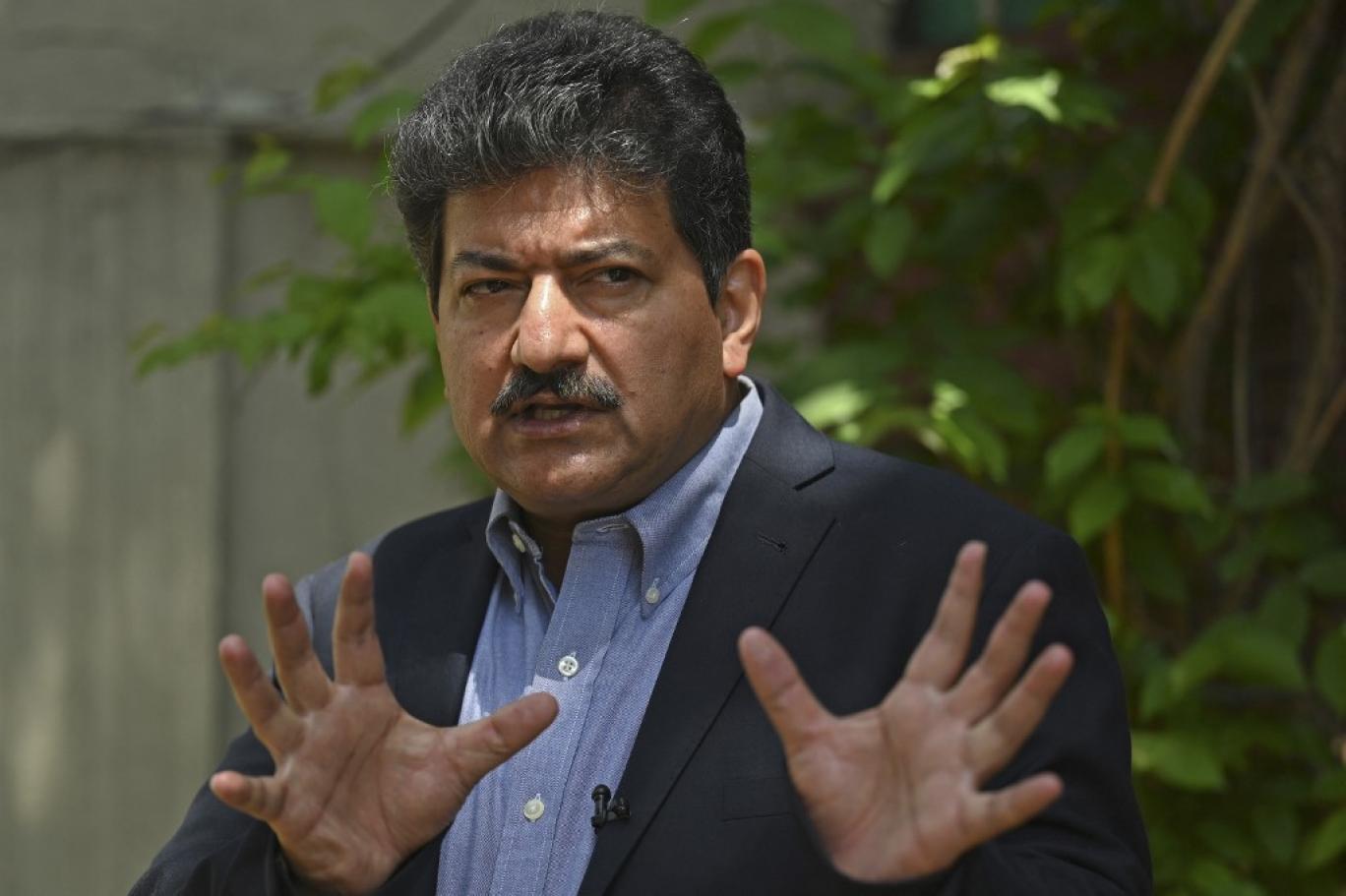 فوج سے کوئی لڑائی نہیں، معذرت خواہ ہوں: حامد میر فوج سے کوئی لڑائی نہیں، معذرت خواہ ہوں: حامد میر