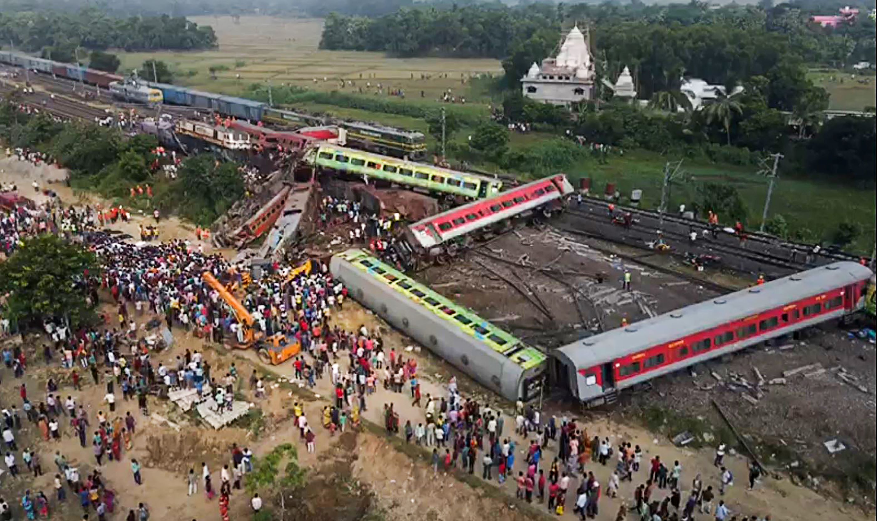 ٹرین حادثہ انڈیا.jpg