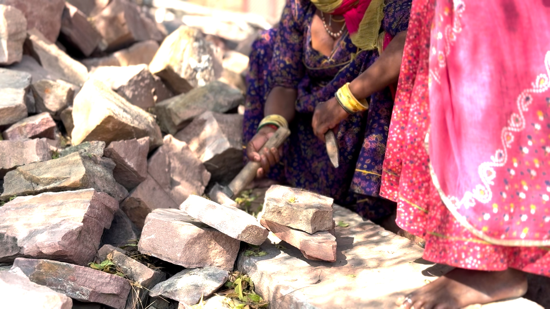 INDIAN WOMAN MINOR.jpg