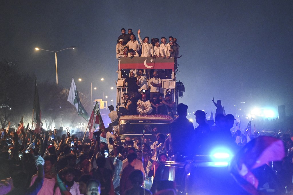 PTI IMRAN KHAN _MARCH PESHAWAR TO ISB 