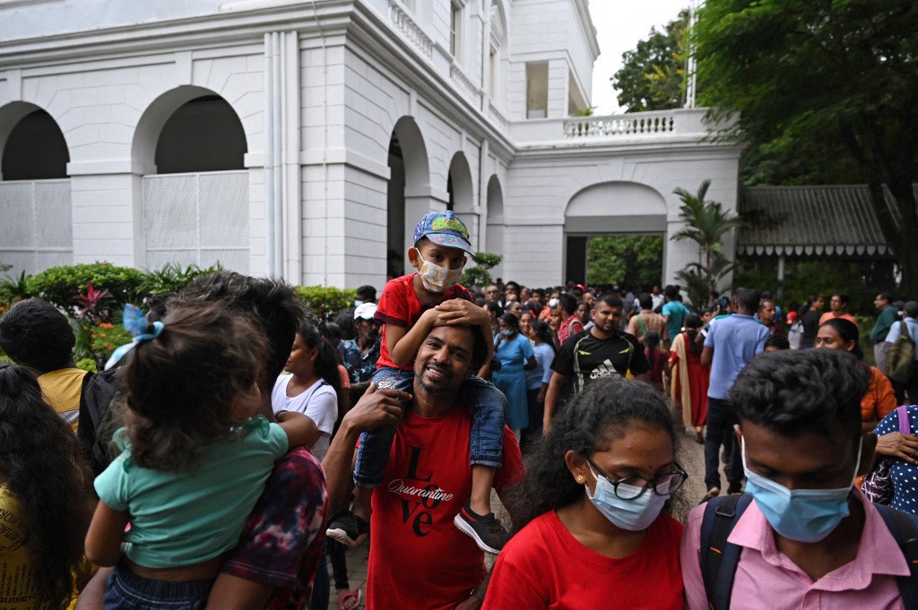 Sri lanka protest.jpg