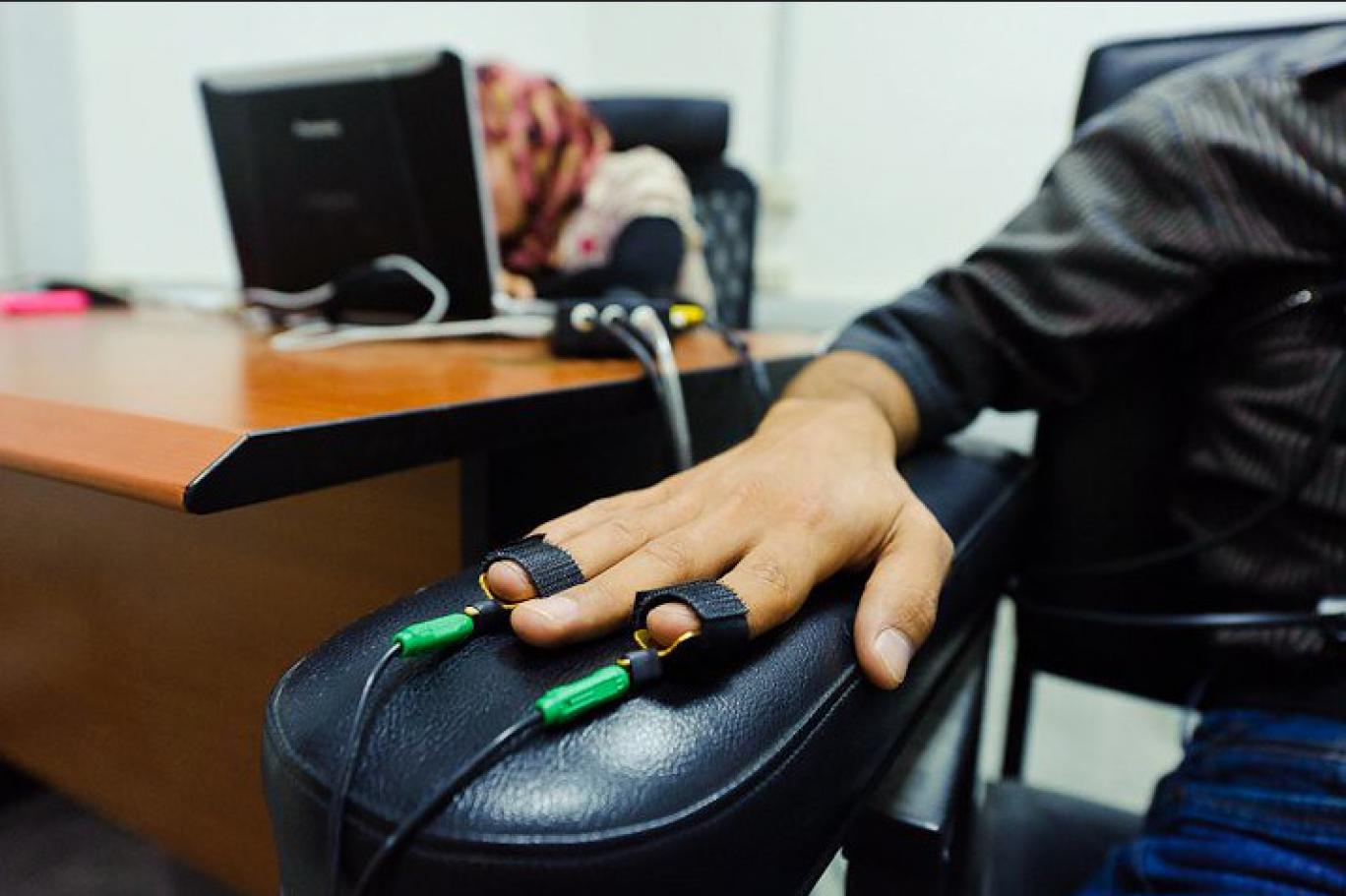 Polygraph test 