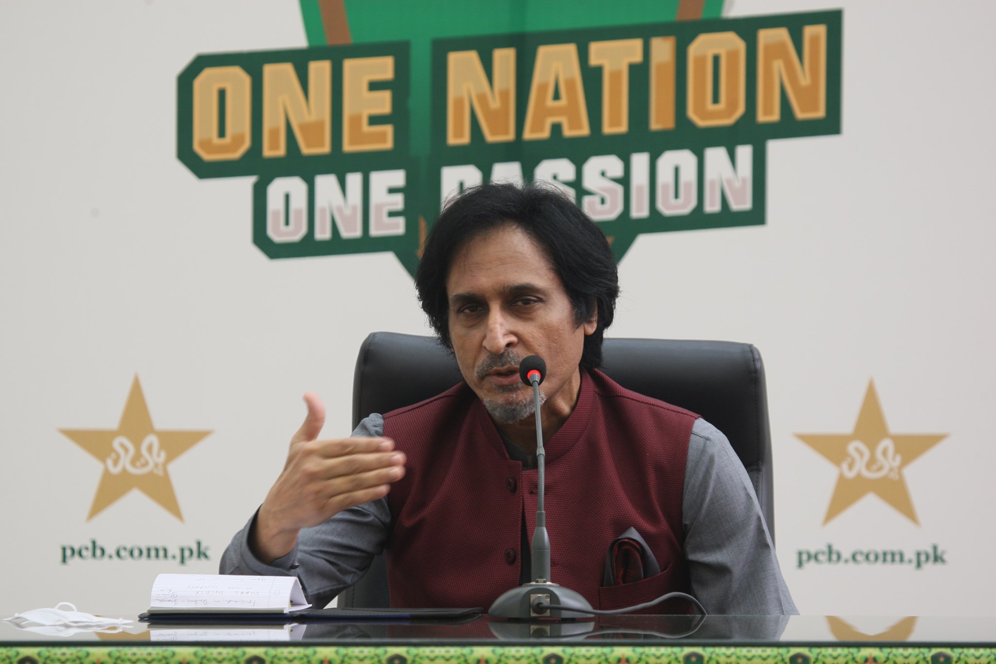 ramiz-raja.jpg