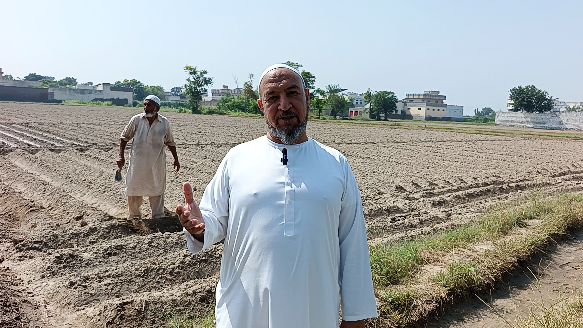 حضرو کے گاؤں میں کچرے سے کھاد تیار کرنے کا منفرد منصوبہ