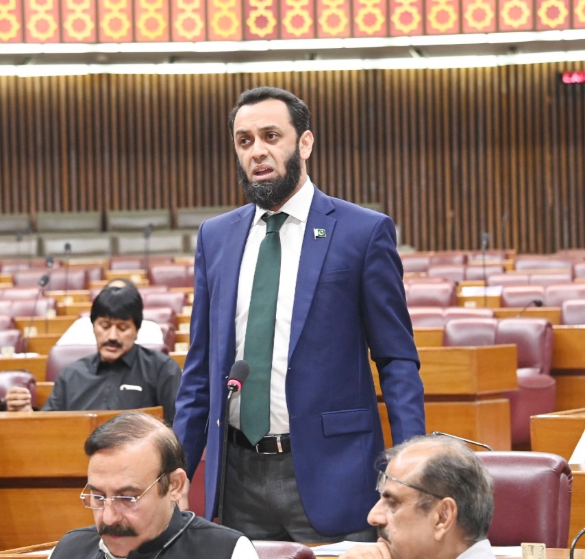 ata-tarar.jpg