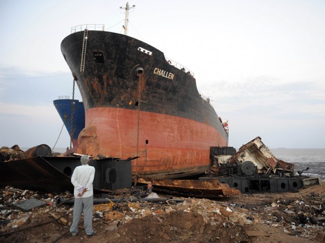 657017-ShipbreakingAFP-1389290783-574-640x480.jpg