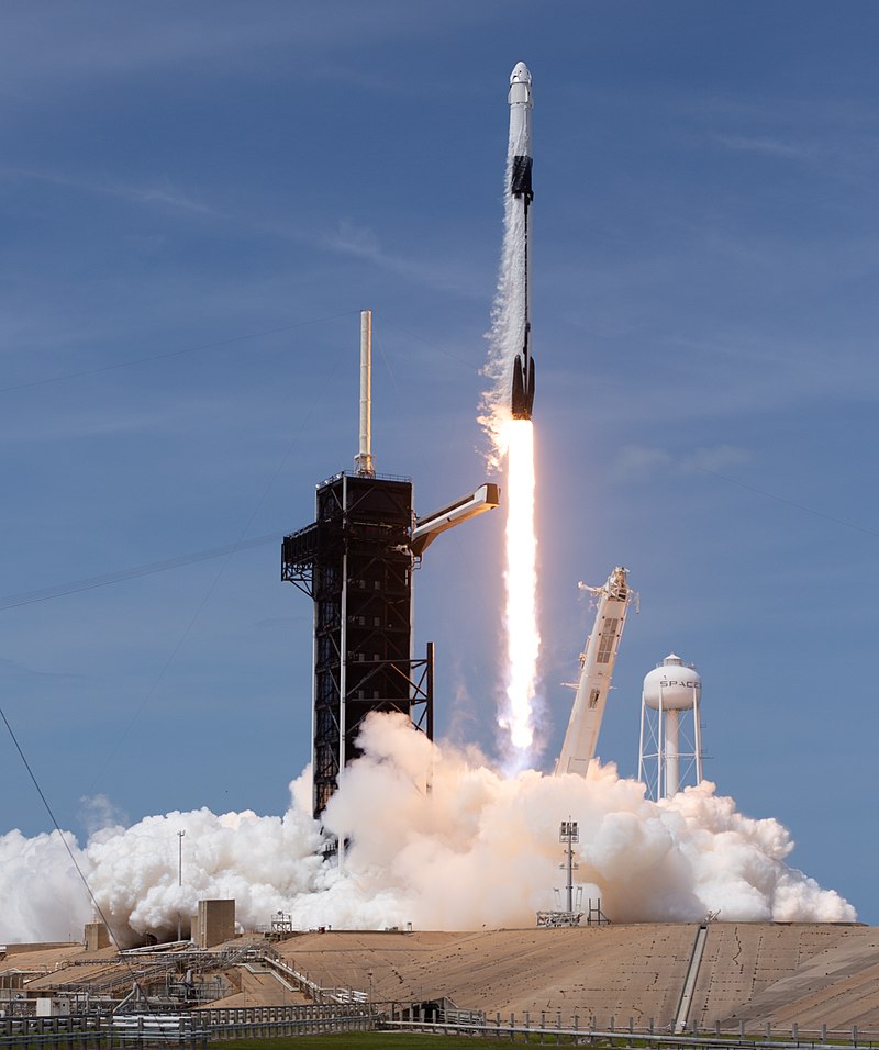 800px-SpaceX_Demo-2_Launch_(NHQ202005300044)_(cropped).jpg