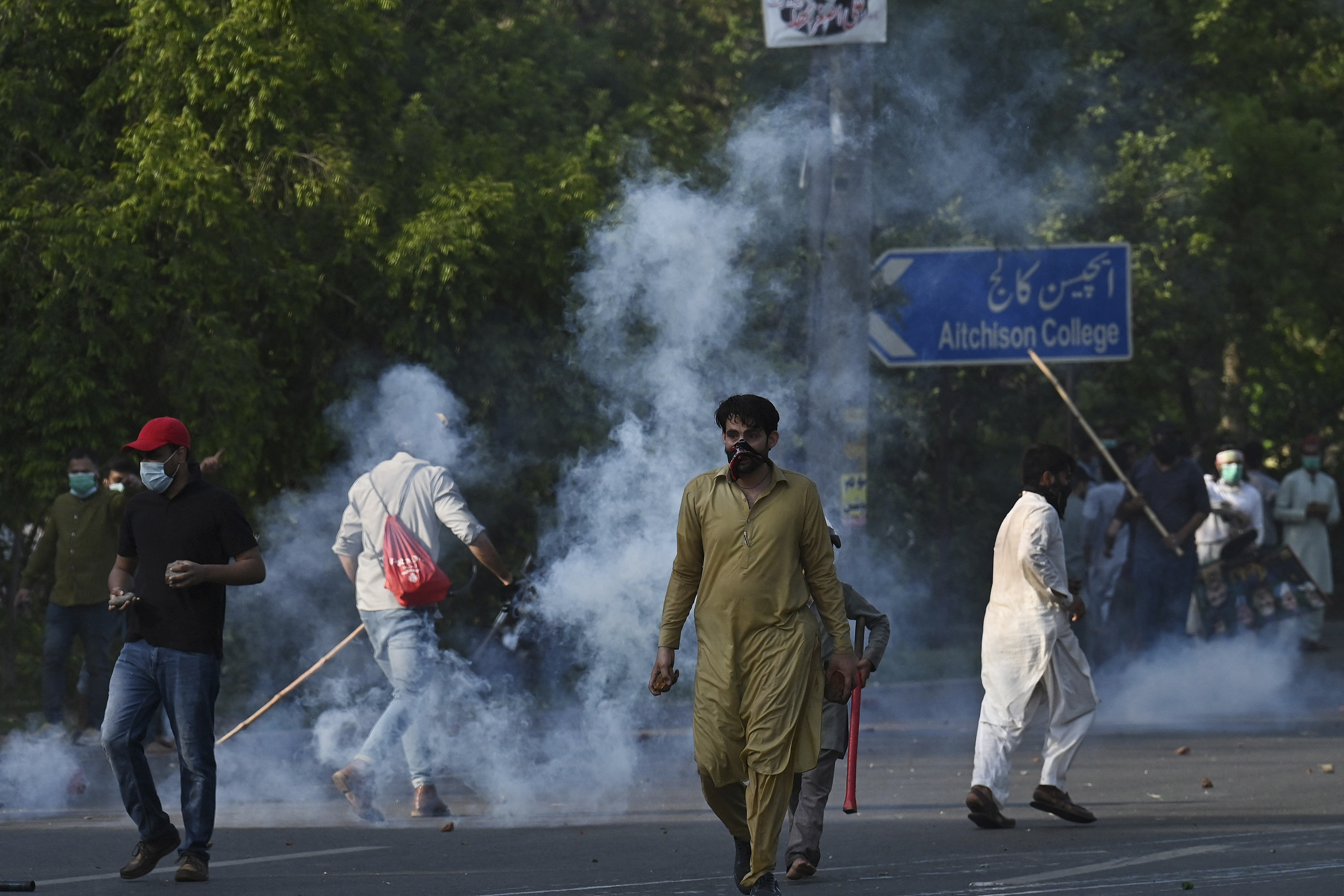 AFP__20230509__33EP9MY__v1__HighRes__PakistanPoliticsKhanArrestProtest (1).jpg