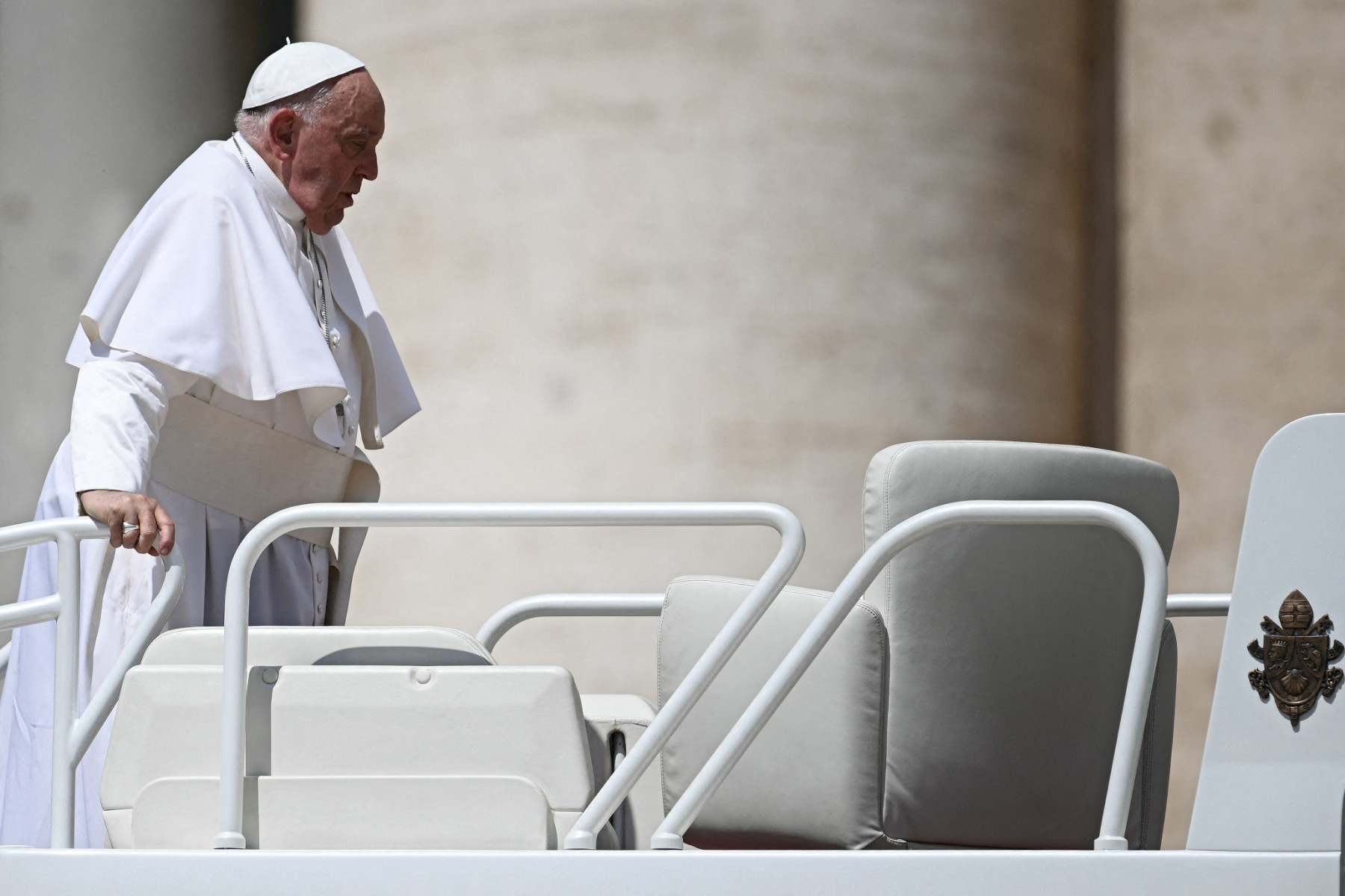 AFP__20240626__34YV3QY__v1__Preview__VaticanReligionPopeAudience.jpg