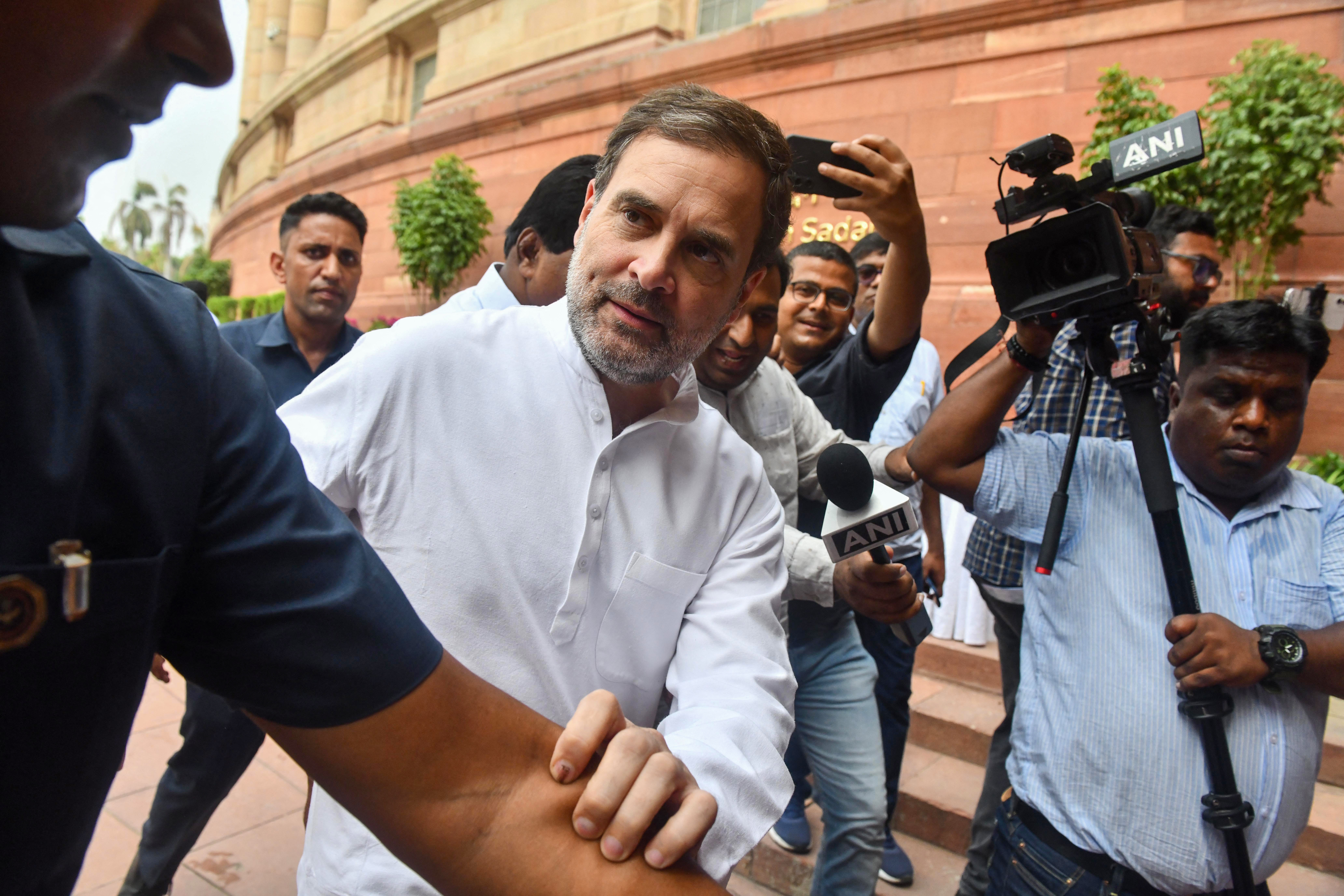 RAHUL GANDHI GOING TO PARLIAMENT AFP.jpg