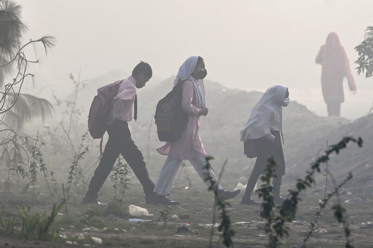 AFP__20241202__36NZ83M__v1__Preview__PakistanEnvironmentPollution.jpg