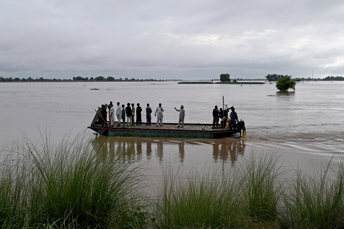 AFP__20250831__72YK4CQ__v1__MidRes__PakistanEnvironmentClimateMonsoon.jpg