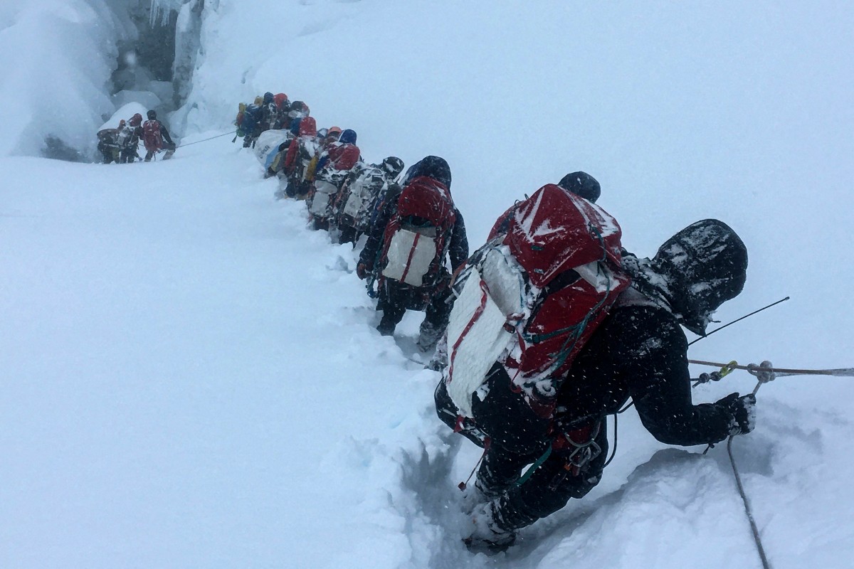 AFP__20251021__79DK6WE__v1__MidRes__FilesNepalMountaineering.jpg