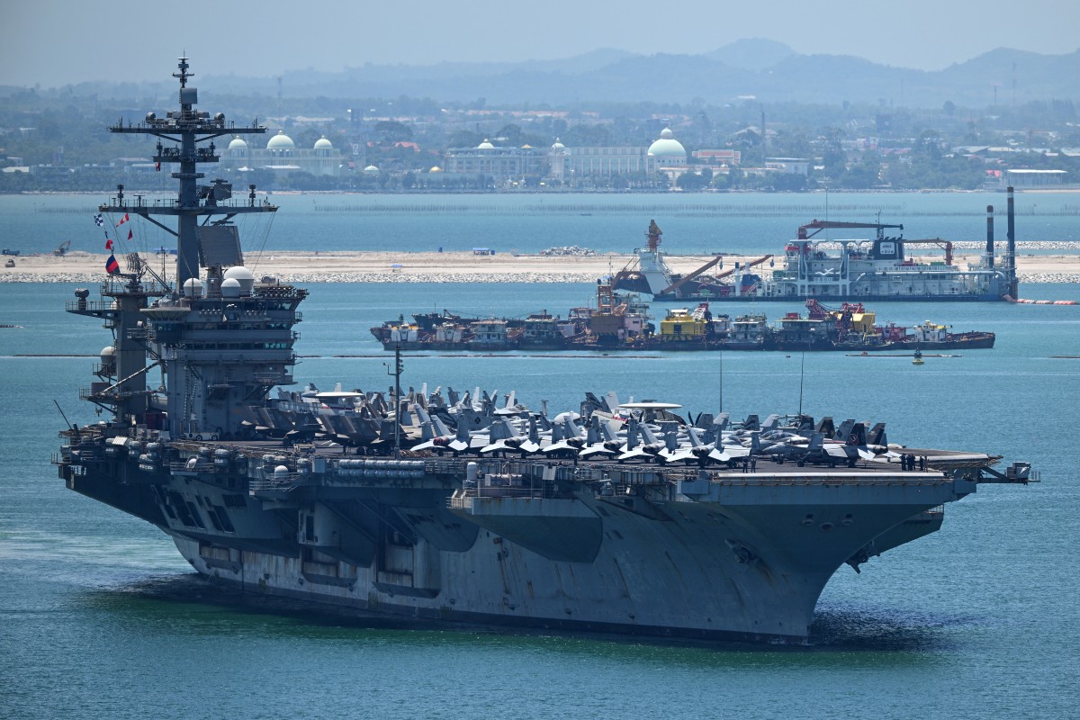 USS Abraham Lincoln