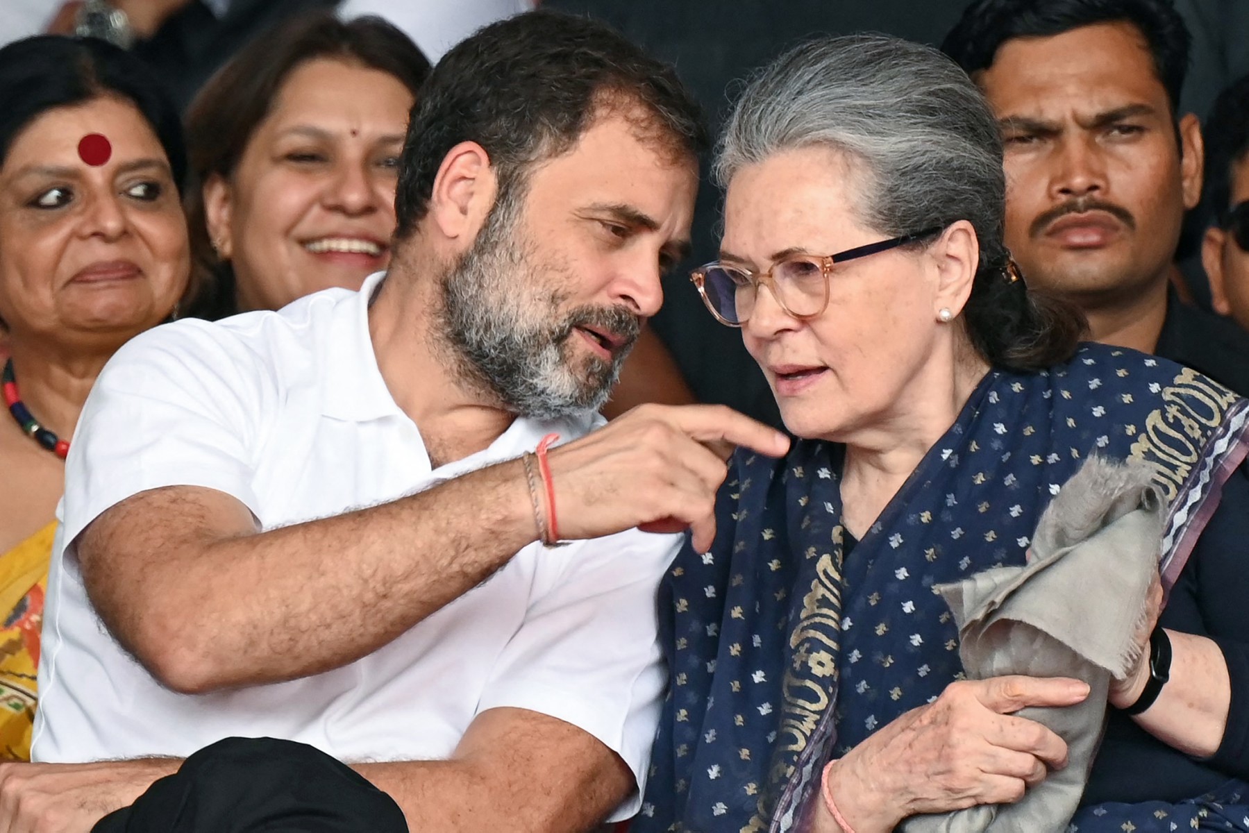 AFP__Rahul_SoniaGhandhi__IndiaPolitics.jpg